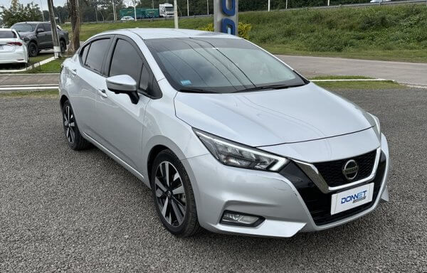 Nissan Versa Exclusive 1.6L.