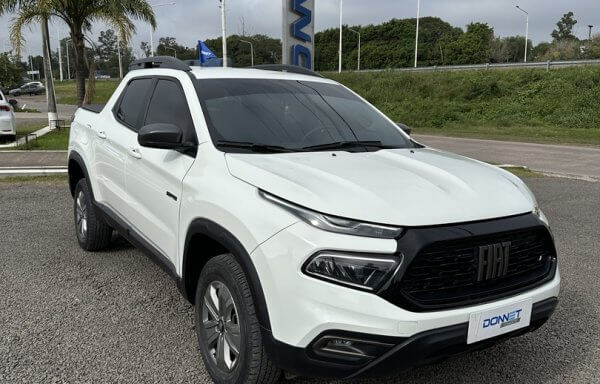 Fiat Toro Freedom 1.8L.